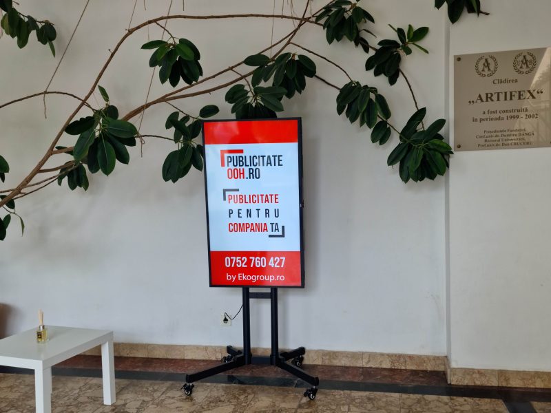 De ce a devenit EkoGroup etalon pentru totemuri digitale în indoor